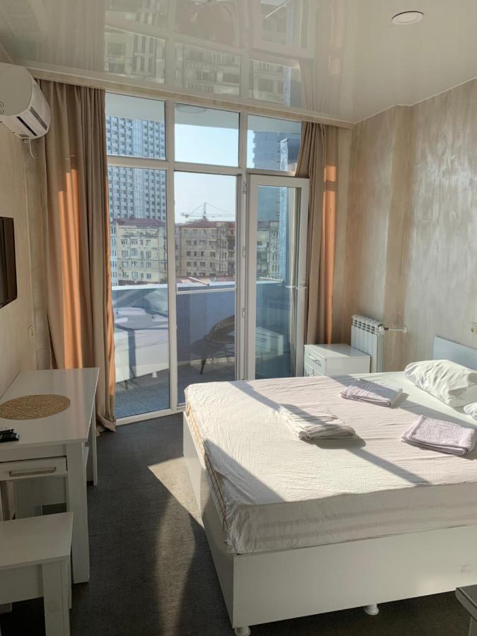 "Студия 24" - Посуточно И Помесячно Batumi Exterior photo